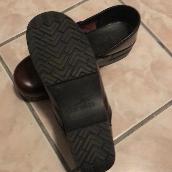 Dansko shoes - Picture 3 of 3